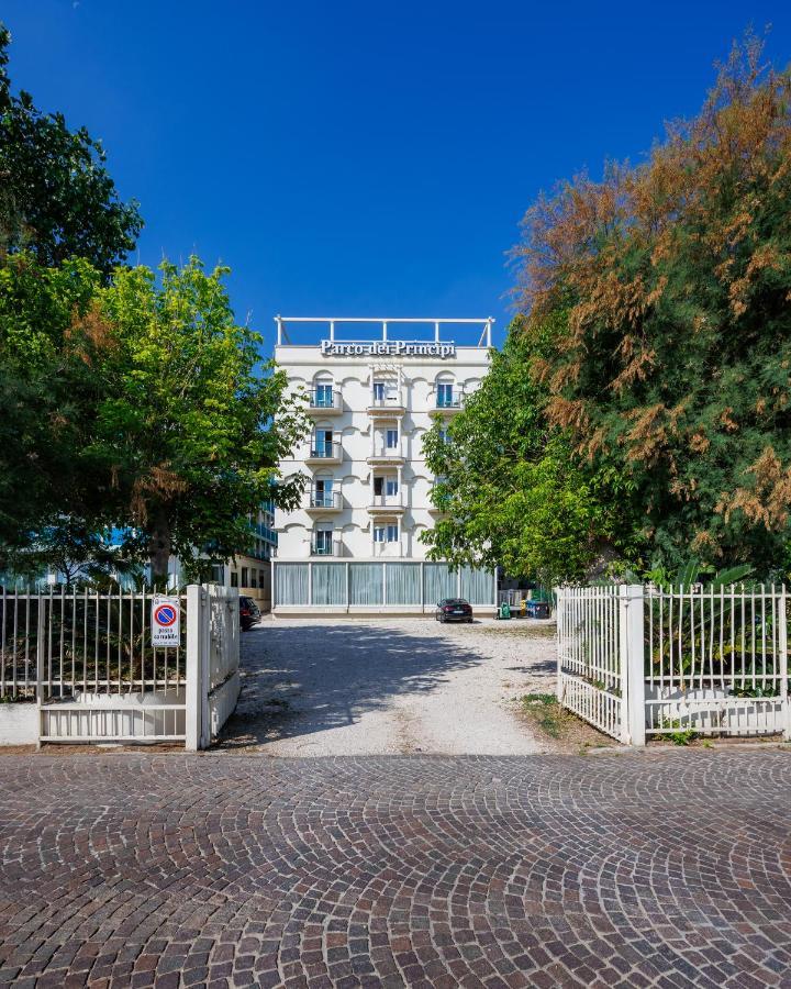 Parco Dei Principi Boutique Hotel Rimini Eksteriør bilde